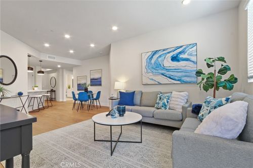 102-927 Deep Valley Dr, Rolling Hills Estates, CA, 90274-5800 | Card Image