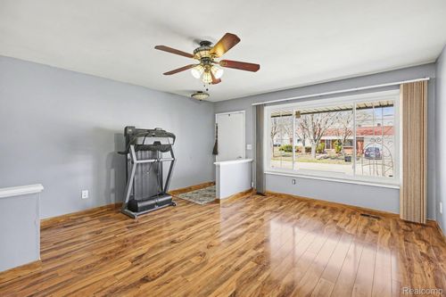 99 Inches St, Mount Clemens, MI, 48043-2451 | Card Image