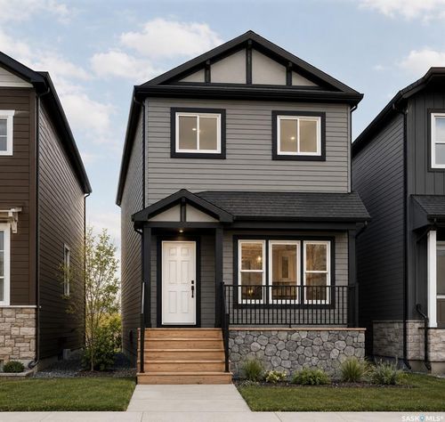 1533 Richardson Rd, Saskatoon, SK, S7R | Card Image