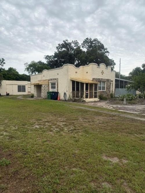 8705 N Wick Place, TAMPA, FL, 33604 | Card Image