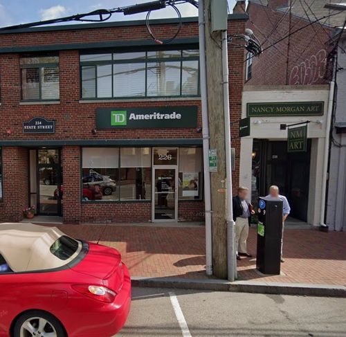 102-226 State St, Portsmouth, NH, 03801-3828 | Card Image