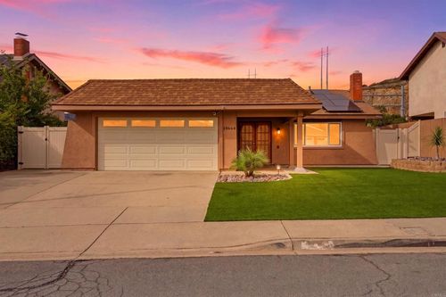 13668 Choisser Ln, Lakeside, CA, 92040-4402 | Card Image
