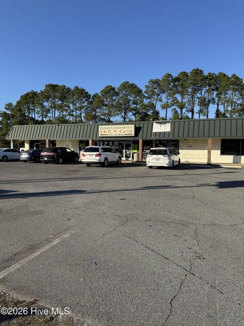 a-1607 Royall Ave, Goldsboro, NC, 27534-7403 | Card Image
