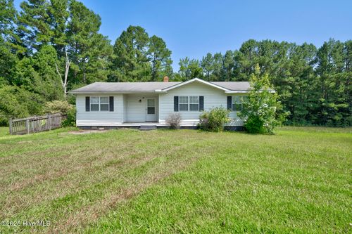 463 Lynch Cemetery Rd, Hollister, NC, 27844-9413 | Card Image