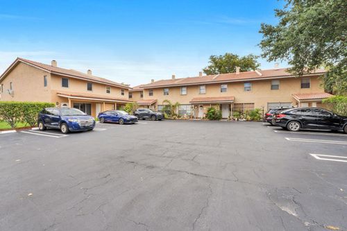 3c-4295 Coral Springs Dr, Coral Springs, FL, 33065-2382 | Card Image