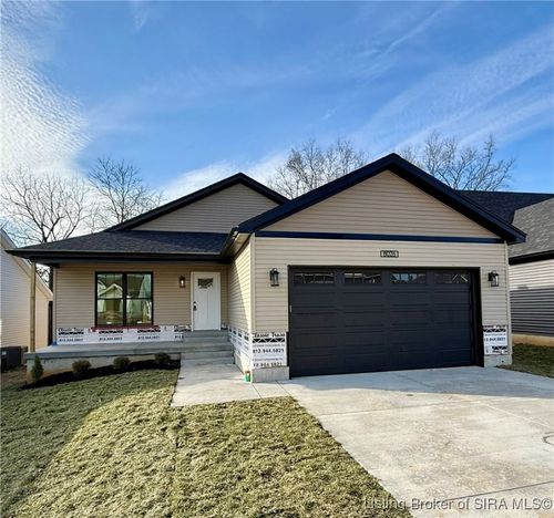 8026 Hudson Ln, Georgetown, IN, 47122-9571 | Card Image