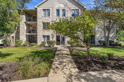 2d-6845 Forestview Dr, Oak Forest, IL, 60452-1636 | Card Image
