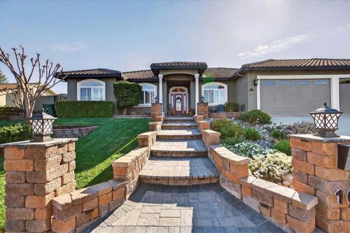 160 Dan Dr, Hollister, CA, 95023 | Card Image