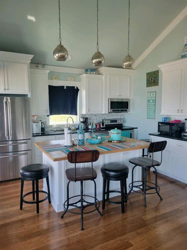 RD - 1279 Faggard's Slip, House other with 3 bedrooms, 2 bathrooms and null parking in Gilchrist TX | Image 6