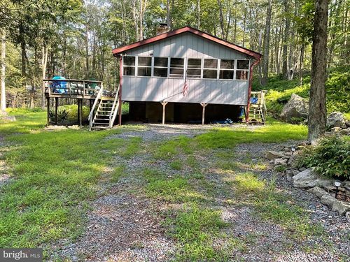 207 Pima Pl, Pocono Lake, PA, 18347-8274 | Card Image