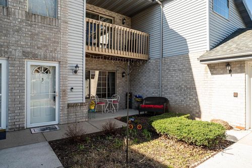 3-9390 W Loomis Road, Franklin, WI, 53132 | Card Image