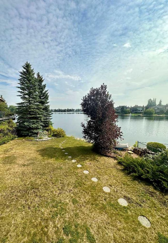 13 Sunset Cove Se, House detached with 5 bedrooms, 4 bathrooms and 8 parking in Calgary AB | Image 24