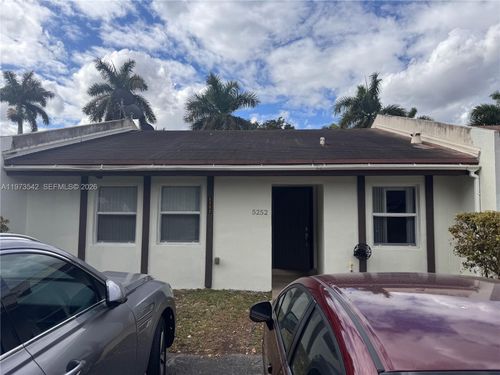 5252-5252 Sw 139th Pl, Miami, FL, 33175-5195 | Card Image