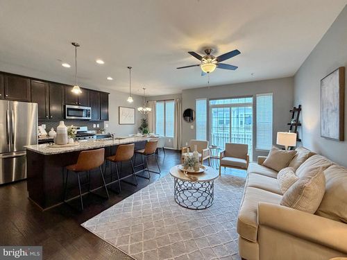 379 Buckeye Cir, LA PLATA, MD, 20646-4377 | Card Image