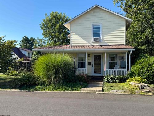 15 Ritchie St, Buckhannon, WV, 26201-2684 | Card Image