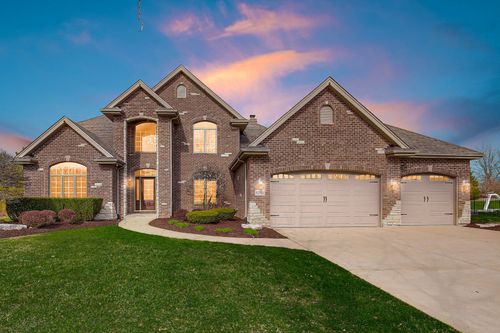 12752 Berkshire Dr, Mokena, IL, 60448-1671 | Card Image