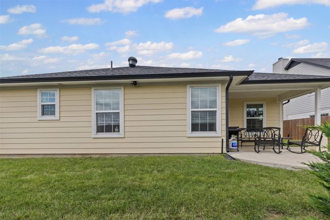 Rear view of property with a patio area | Image 25