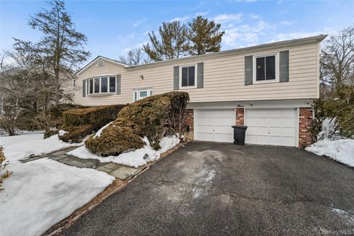 3 Greentree Dr, Scarsdale, NY, 10583-7013 | Card Image