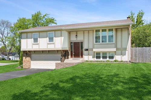 224 Cedarwood Ct, Palatine, IL, 60067-2707 | Card Image