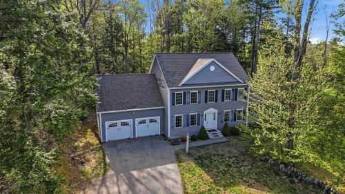 60 Christian Farm Dr, New Boston, NH, 03070-3743 | Card Image