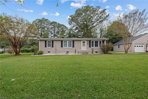 23278 Jay St, Franklin, VA, 23851-2863 | Card Image