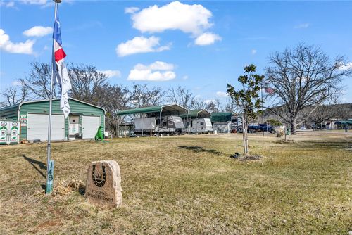 133 Chavez Trl, Weatherford, TX, 76087-7027 | Card Image