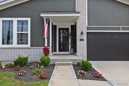 3348 Vine Clad Hill Dr, Arnold, MO, 63010-1888 | Card Image