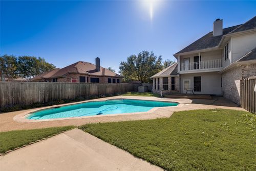 1204 Surrey Cir, Wylie, TX, 75098-5105 | Card Image