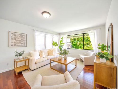 3656 Alani Dr, Honolulu, HI, 96822-1414 | Card Image