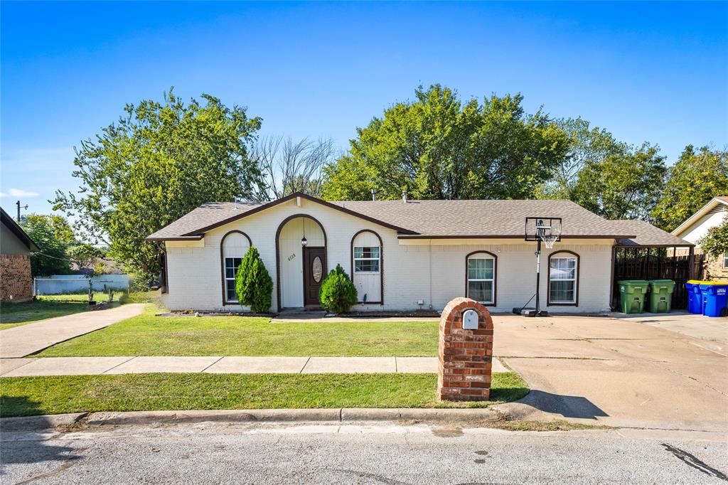 Estill Dr, Watauga, TX 76148