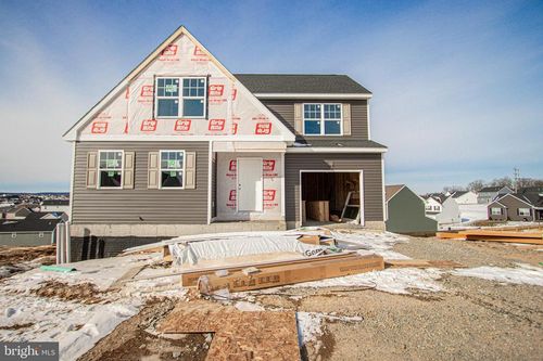 94-277 Valley View Cir, YORK, PA, 17408-6269 | Card Image