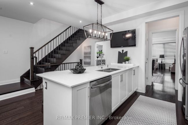 89 Gridiron Gate, House attached with 5 bedrooms, 4 bathrooms and 1 parking in Vaughan ON | Image 16