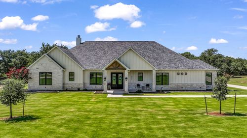 612 Latigo Ct, Weatherford, TX, 76088-8555 | Card Image