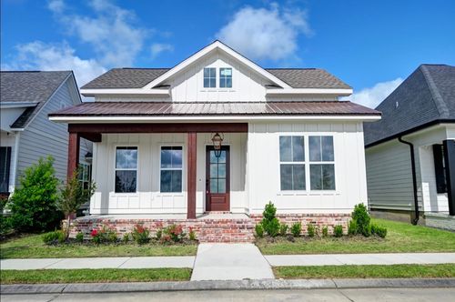 201 Royal Oak Blvd, Thibodaux, LA, 70301-6048 | Card Image