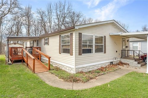 227 C St Sw, Navarre, OH, 44662-8500 | Card Image