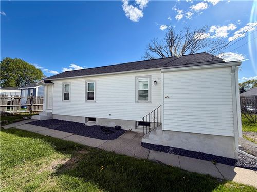 rear-26 Island Ave, Rumford, RI, 02916-3211 | Card Image