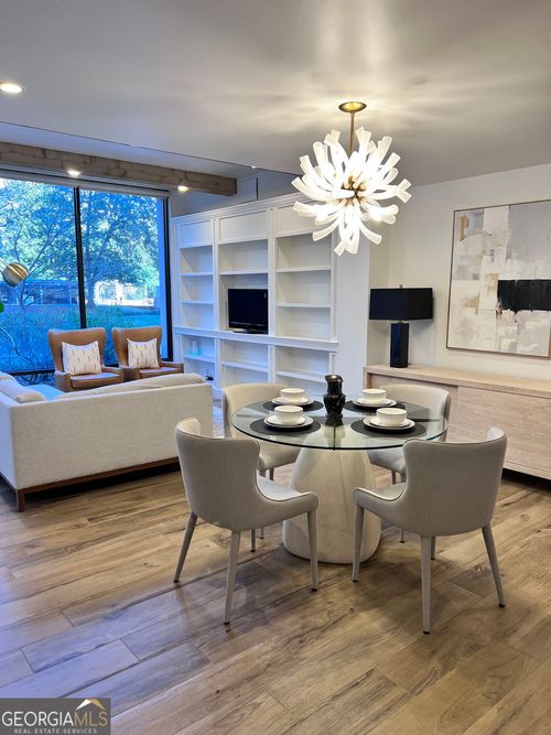 1m-3530 Piedmont Rd Ne, Atlanta, GA, 30305-1551 | Card Image