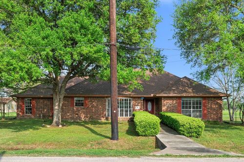 506 Houston St, Wallis, TX, 77485 | Card Image
