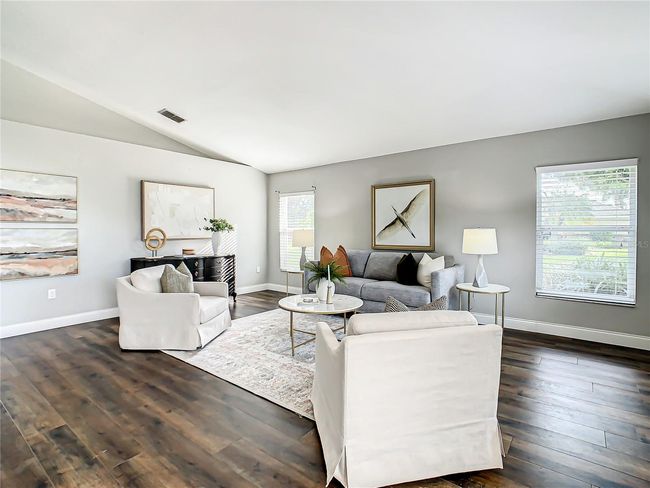 309 Ruby Lake Loop, House other with 3 bedrooms, 2 bathrooms and null parking in Winter Haven FL | Image 8