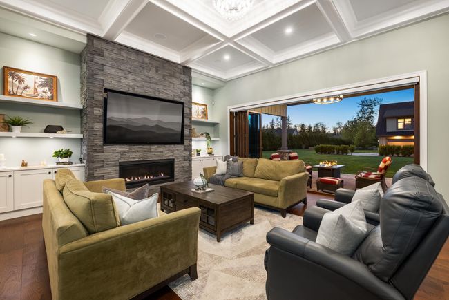 24711 44 Avenue, House other with 6 bedrooms, 7 bathrooms and 12 parking in Langley BC | Image 12
