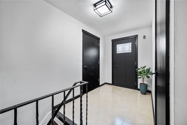114 Biscayne Ter, House other with 3 bedrooms, 2 bathrooms and 1 parking in Pittsburgh PA | Image 4