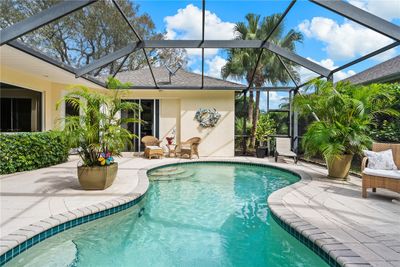 246 Oak Hammock Circle Sw, House other with 3 bedrooms, 4 bathrooms and null parking in Vero Beach FL | Image 2