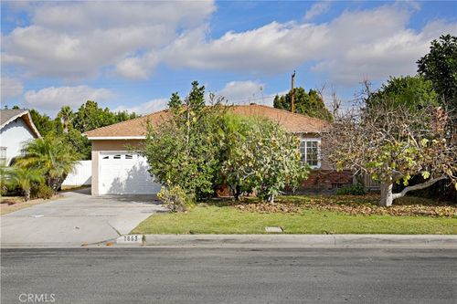 7863 Springer St, Downey, CA, 90242-3426 | Card Image