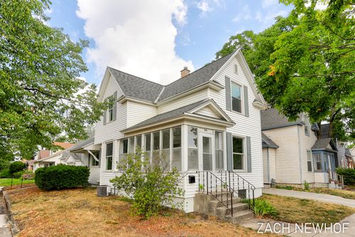 430 Washington Ave, Holland, MI, 49423-4101 | Card Image