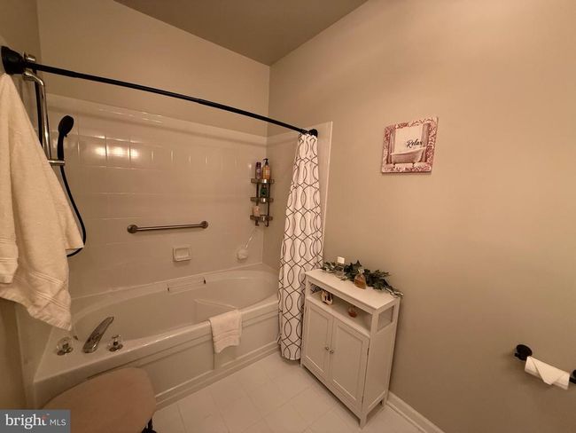 76 Kyle Way, Condo with 2 bedrooms, 2 bathrooms and null parking in Ewing NJ | Image 27