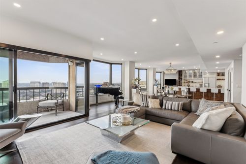 apt-2305-3030 Mckinney Ave, Dallas, TX, 75204-7427 | Card Image