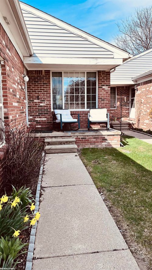 19223 Waldorf Street, Roseville, MI, 48066 | Card Image