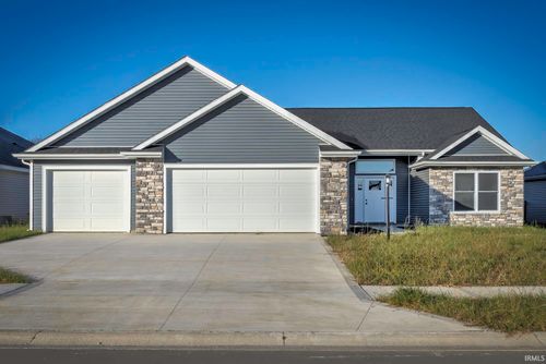 5042 Whittlebury Dr, Fort Wayne, IN, 46818-2319 | Card Image