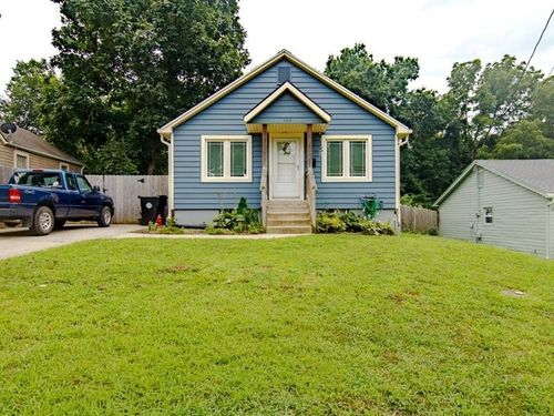 103 E Myrtle St, Pleasant Hill, MO, 64080-1257 | Card Image