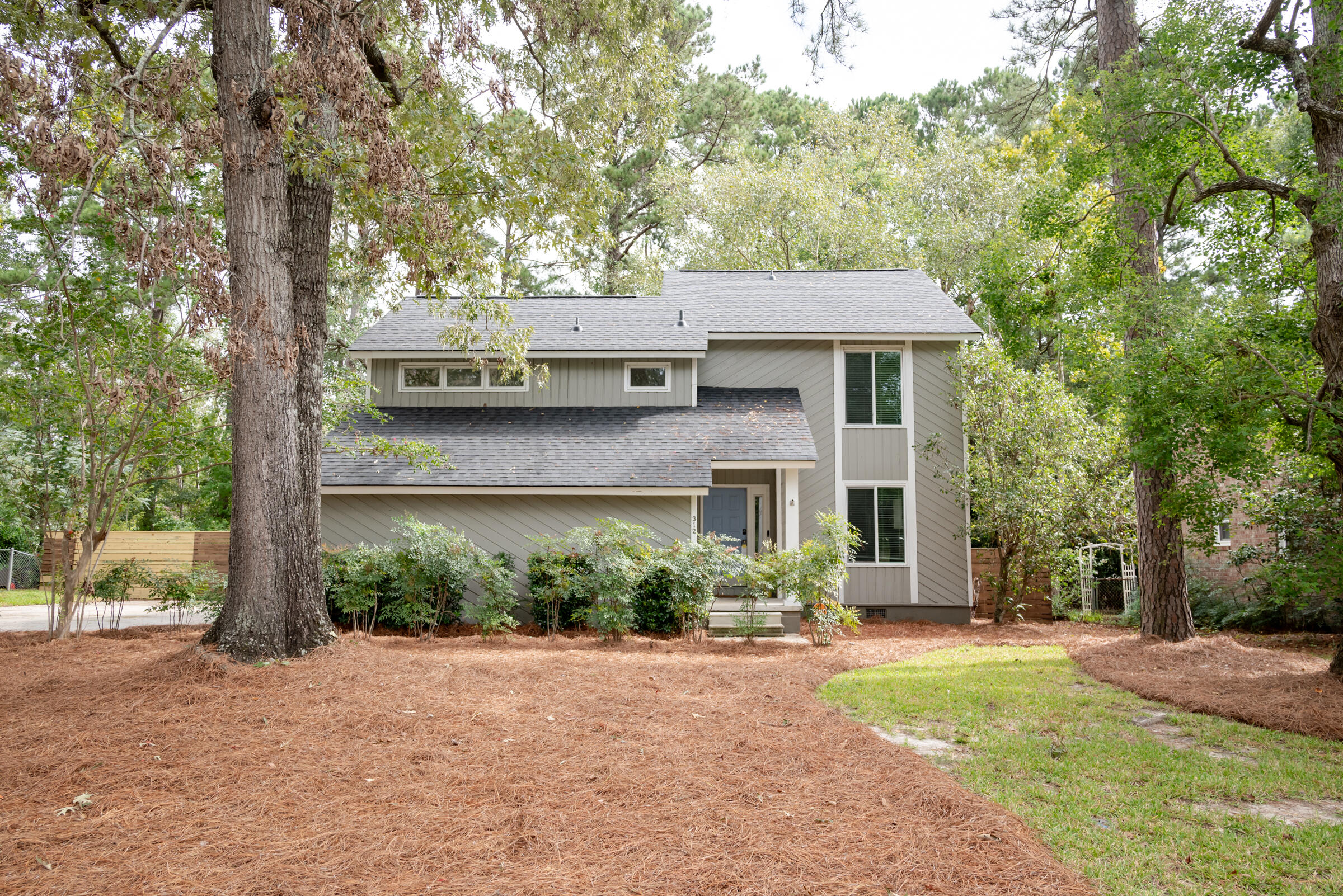 Chessington Cir, Summerville, SC 29485